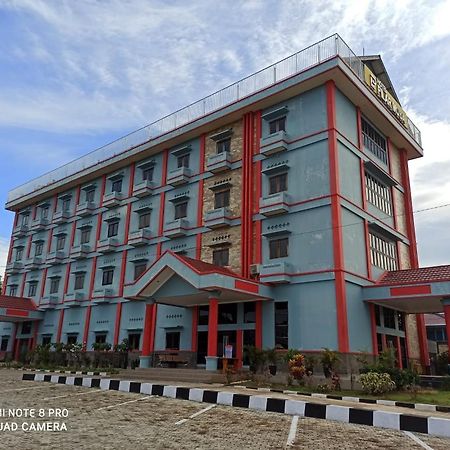 Hotel Pilar Mosa Muarawahau Exterior foto